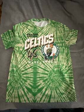 NBA Boston Celtics Green Tie-Dye Basketball Team Logo T-Shirt Size Large